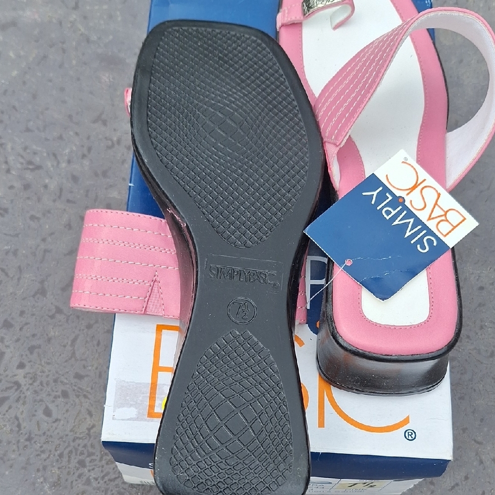 Pink Slide Sandals with Toe Loop and Ribbed Strap - Picture 8 of 9